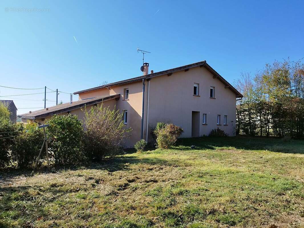 Maison à LEZAT-SUR-LEZE