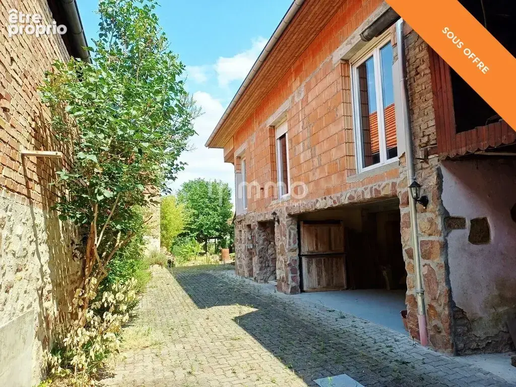 Corps de ferme avec Maison de 105 m² - photo 2
