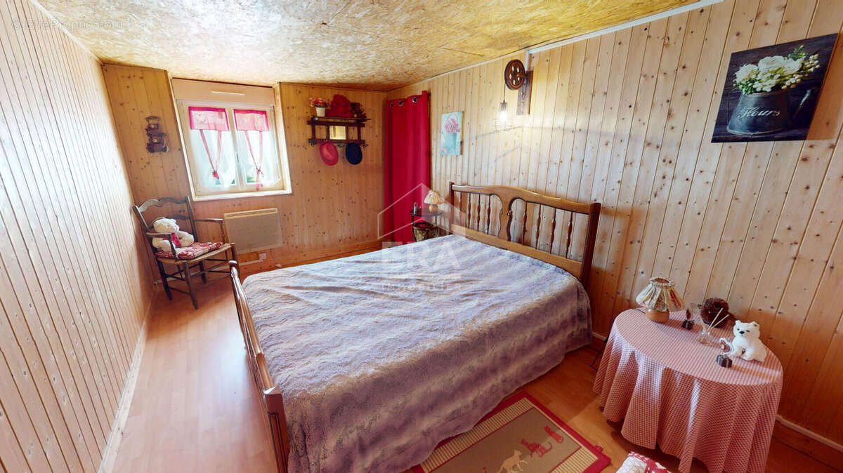 Maison à HAUTEVILLE-LOMPNES