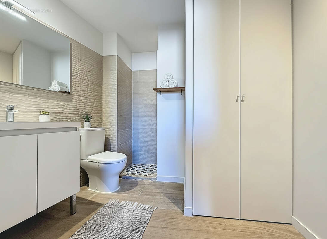 Appartement à MOUGINS
