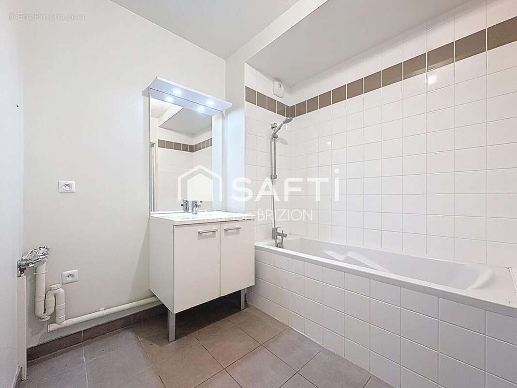 Photo 9 - Appartement à REIMS