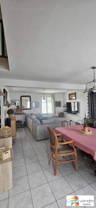 Maison à RESSONS-SUR-MATZ