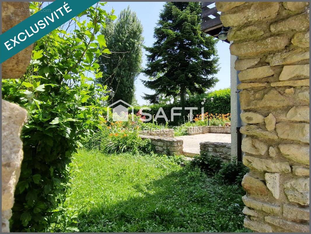 Photo 1 - Maison à FONTENAY-SAINT-PERE