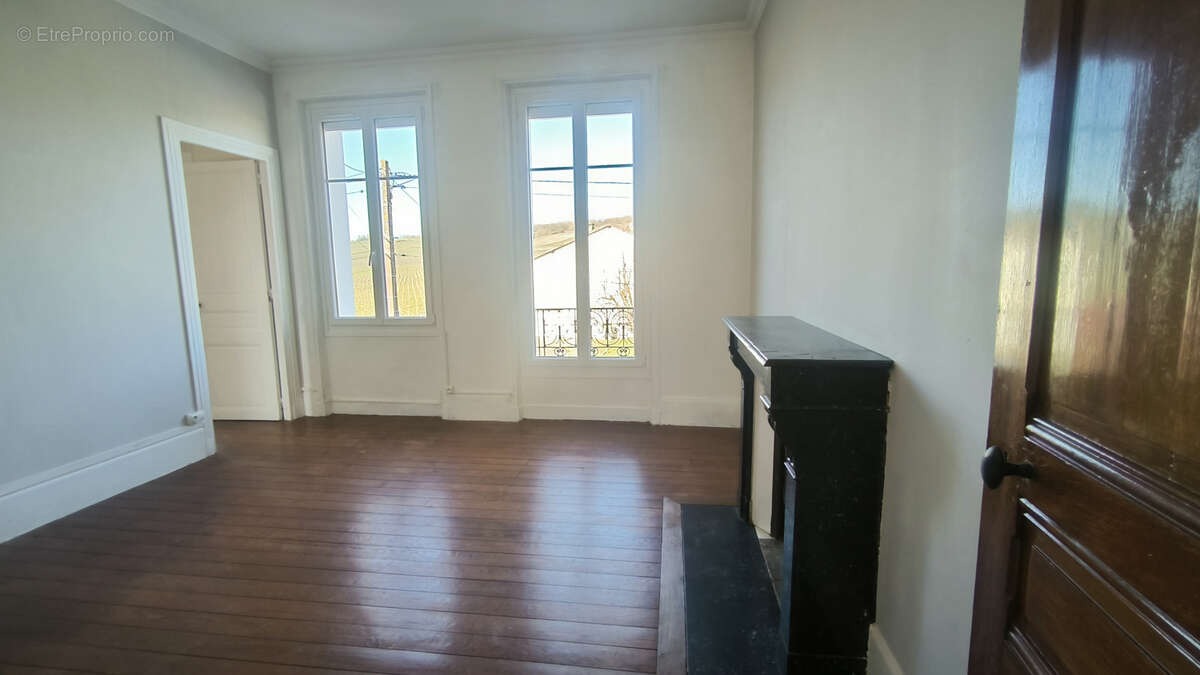 Maison à SAACY-SUR-MARNE