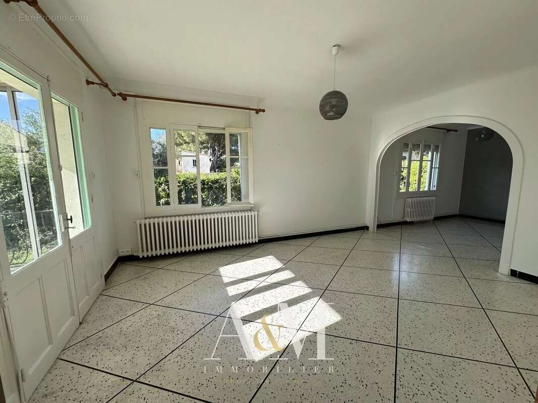 Maison à BALARUC-LE-VIEUX