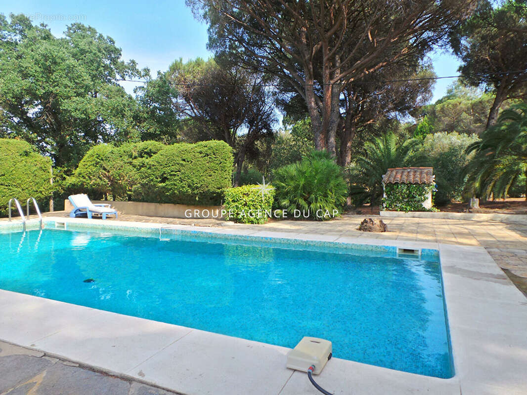 Terrain à SAINTE-MAXIME