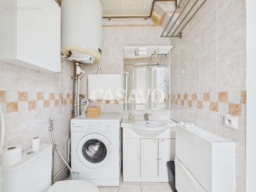 Appartement à CHARENTON-LE-PONT