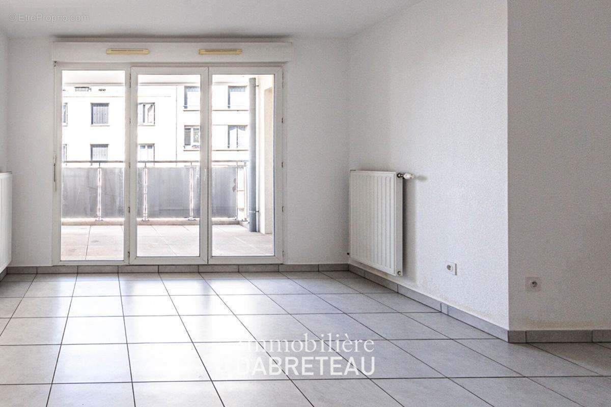 Appartement Lyon 3 pièce(s) - photo 4