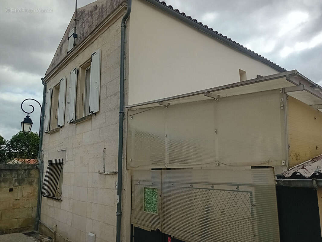 Maison à SAINTES (17) - photo 13