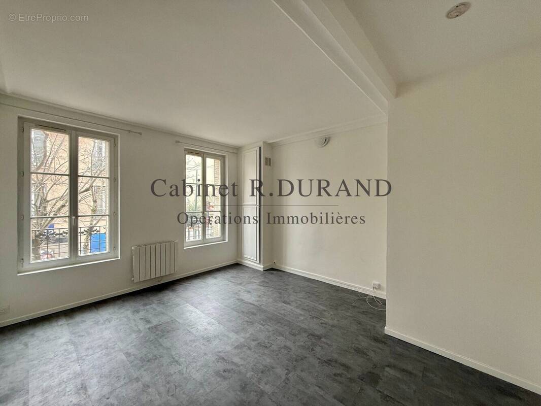 Appartement à LA GARENNE-COLOMBES