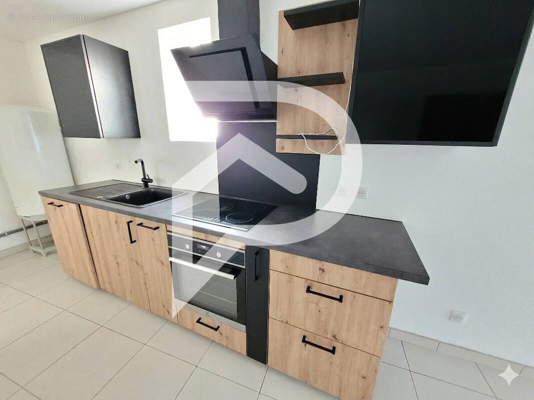 Maison à JUZENNECOURT