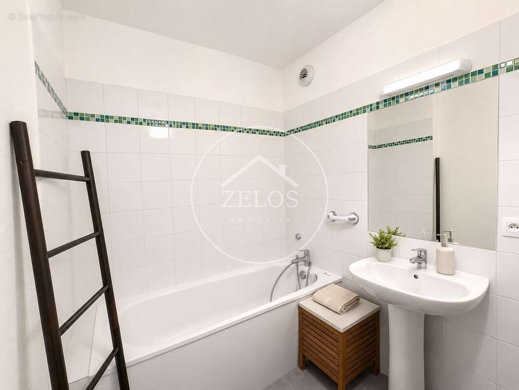 Appartement à VILLENAVE-D'ORNON