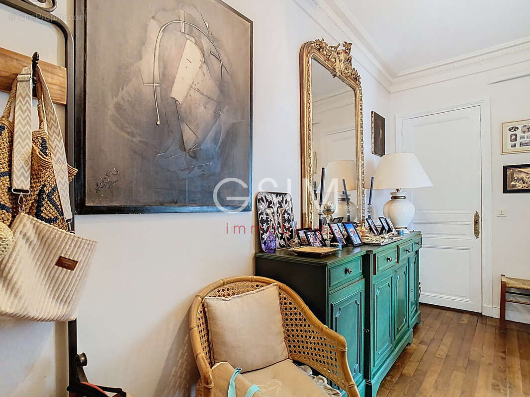 Appartement à GARCHES