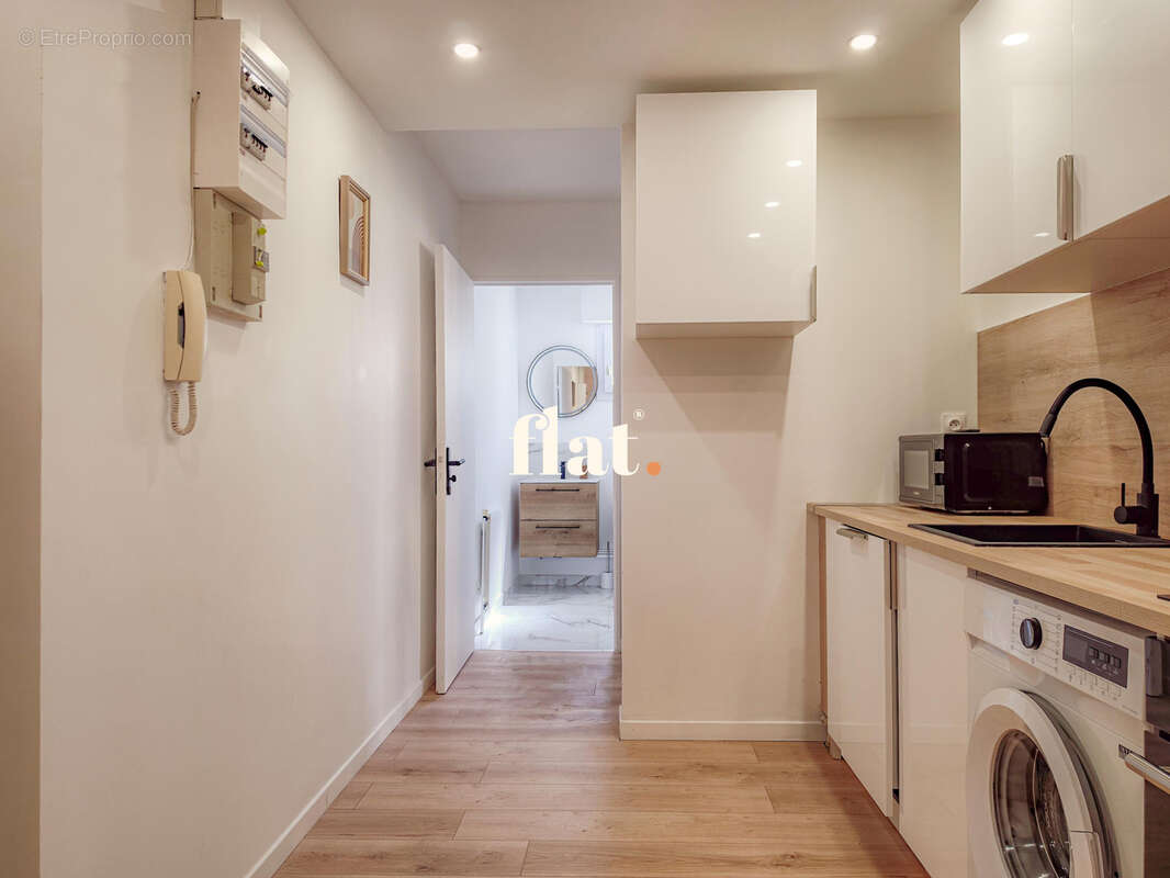 Appartement T3 rénové  50 m2 avec parking et balcon sur la Place de la Guiroué - photo 13