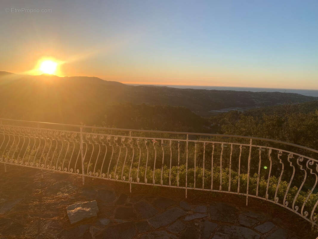 Maison à SAINT-JEANNET