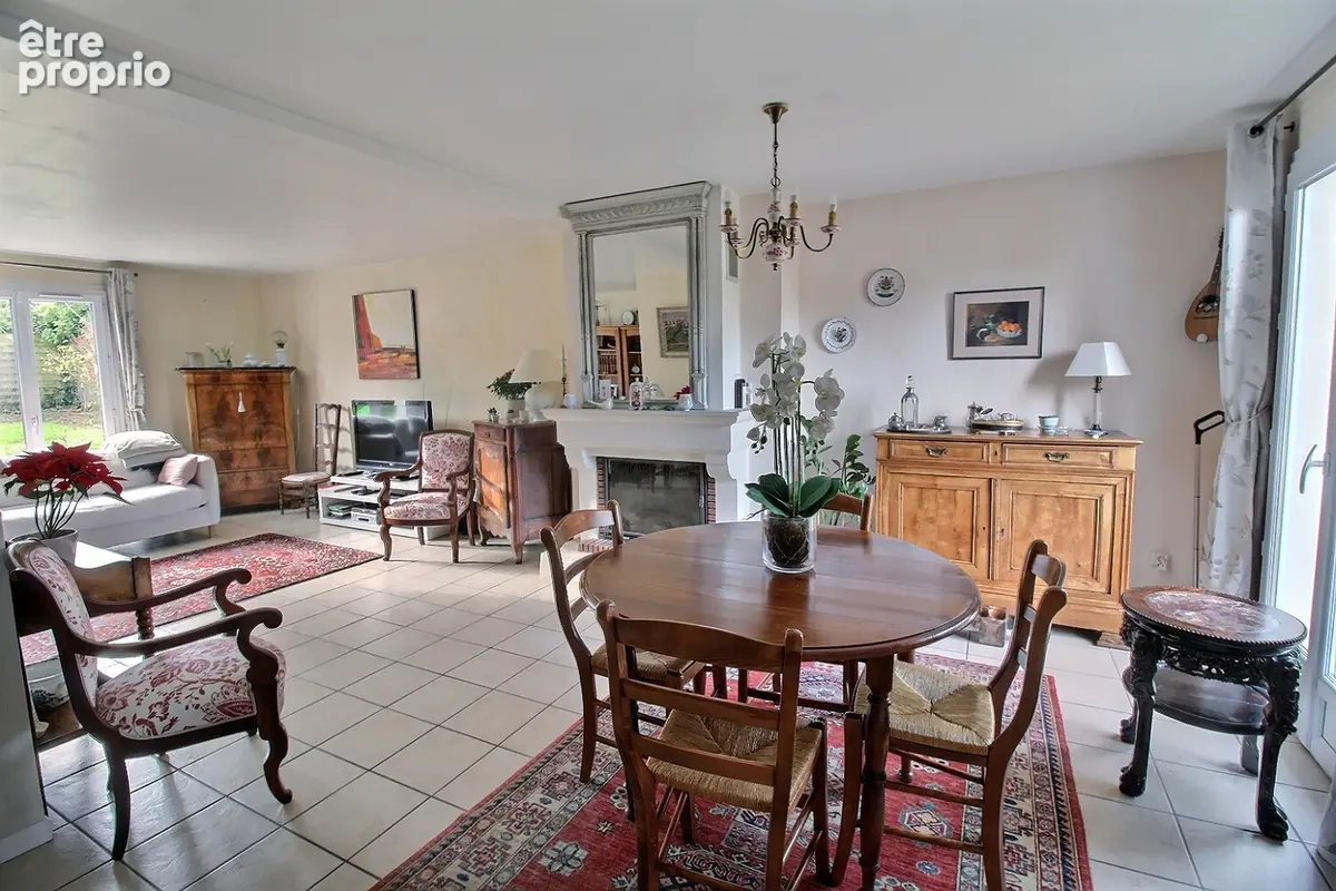 Maison Magny Les Hameaux 7 pièce(s) 146m2 - photo 5