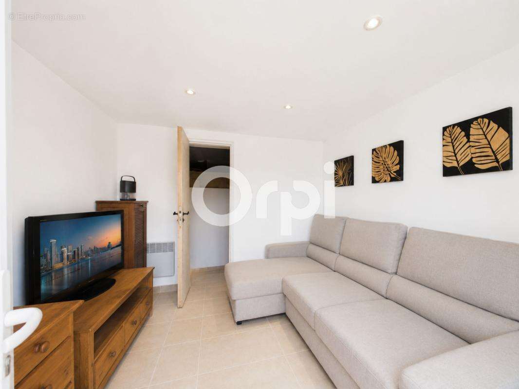 Villa individuelle renovee – vue panoramique - calme absolu - belles prestations - piscine / bassin poissons - jardin - photo 27