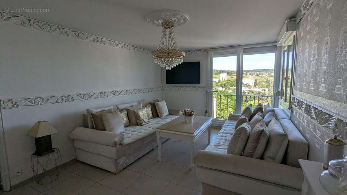 Appartement 70 m² à Chenove  - photo 2