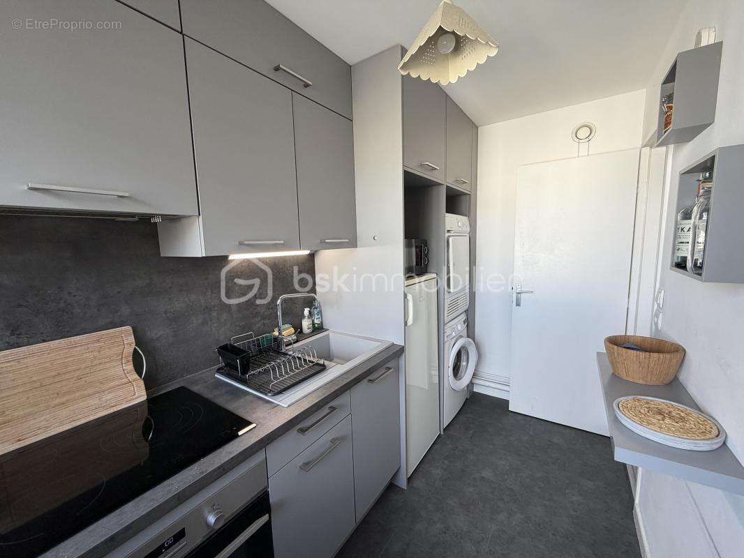 APPARTEMENT 2 PIECES avec cave et box fermé - photo 5