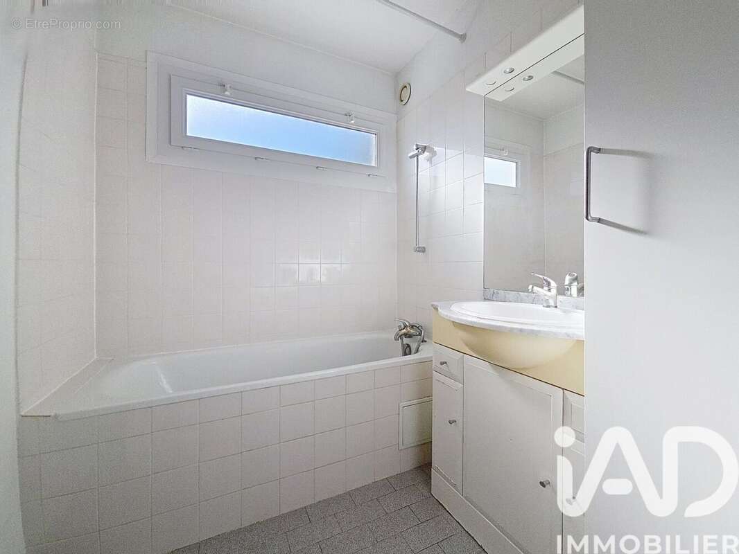 Photo 9 - Appartement à MARLY-LE-ROI