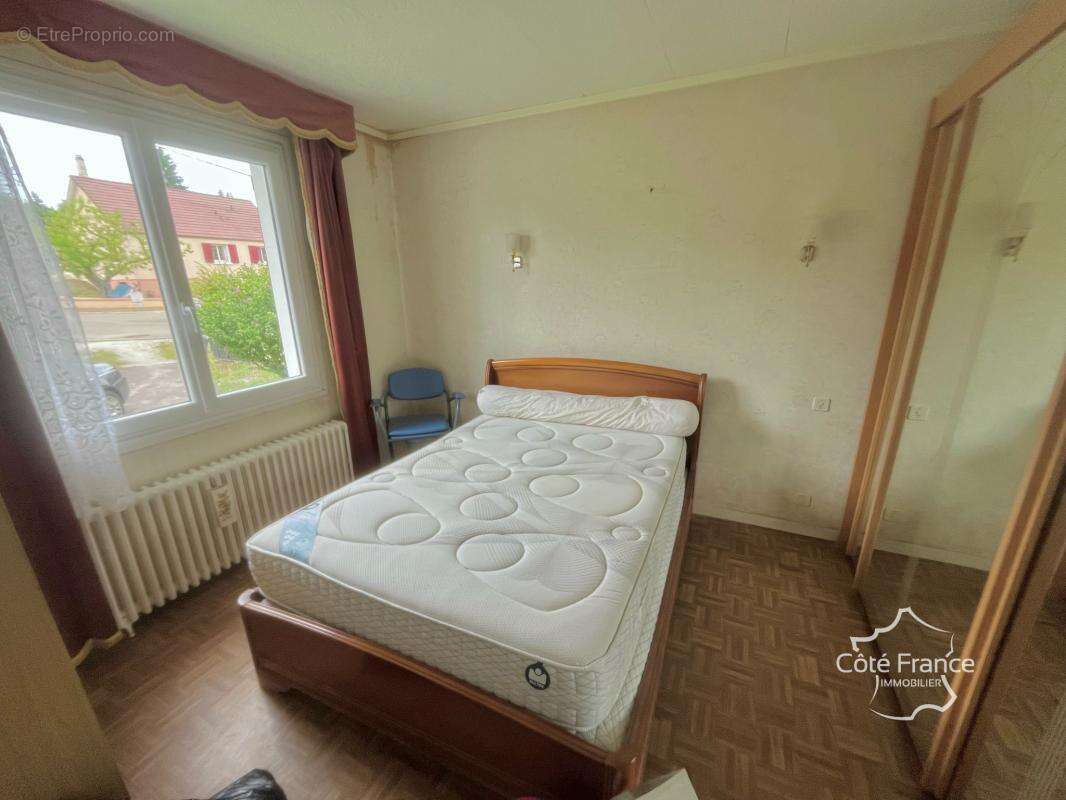Très belle Maison familiale de 135 m2 avec vaste terrain arb - photo 11