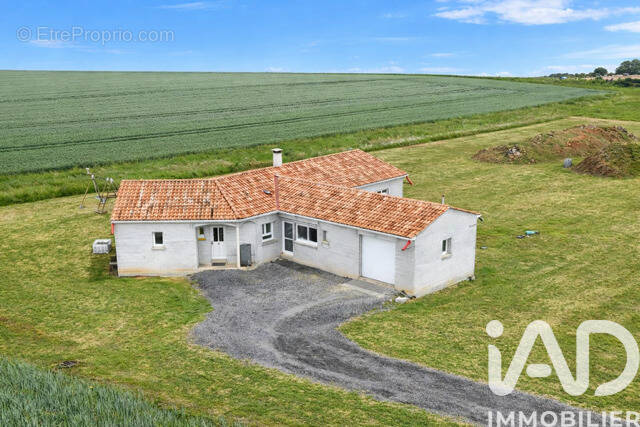 Photo 1 - Maison à LES PINS