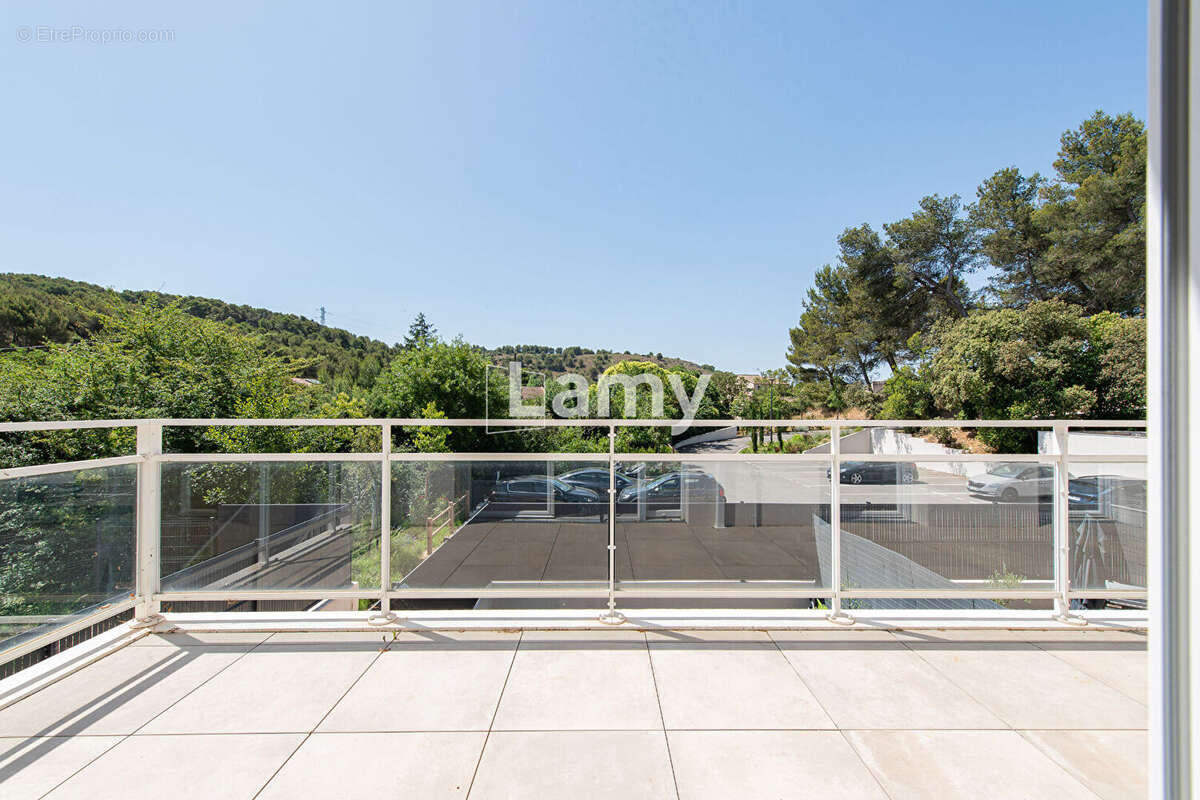 Appartement à SEPTEMES-LES-VALLONS