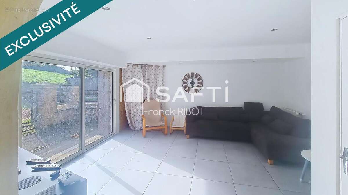 Photo 5 - Maison à LA ROCHE-EN-BRENIL