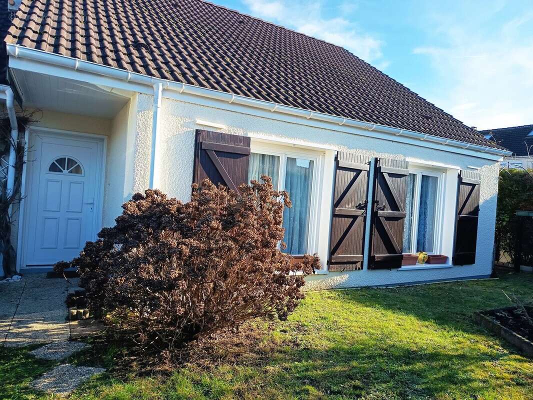Maison à BRUYERES-SUR-OISE