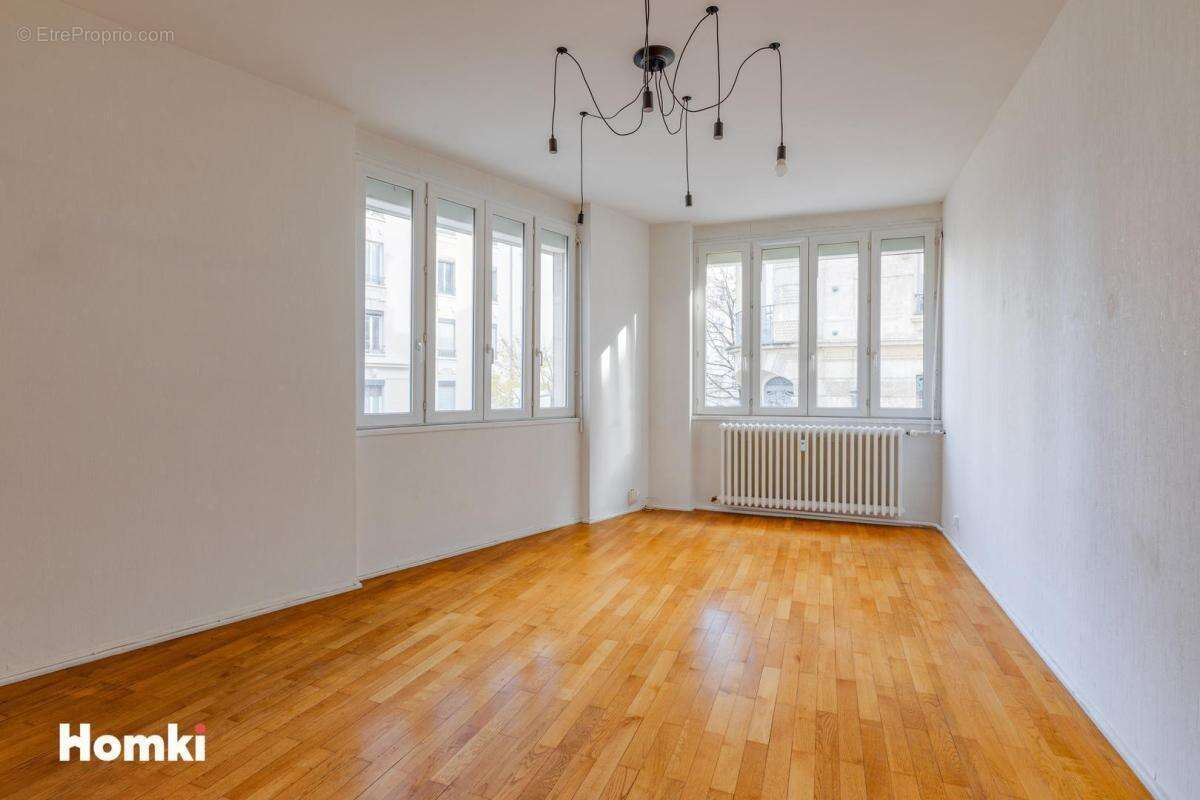 Appartement à VILLEURBANNE