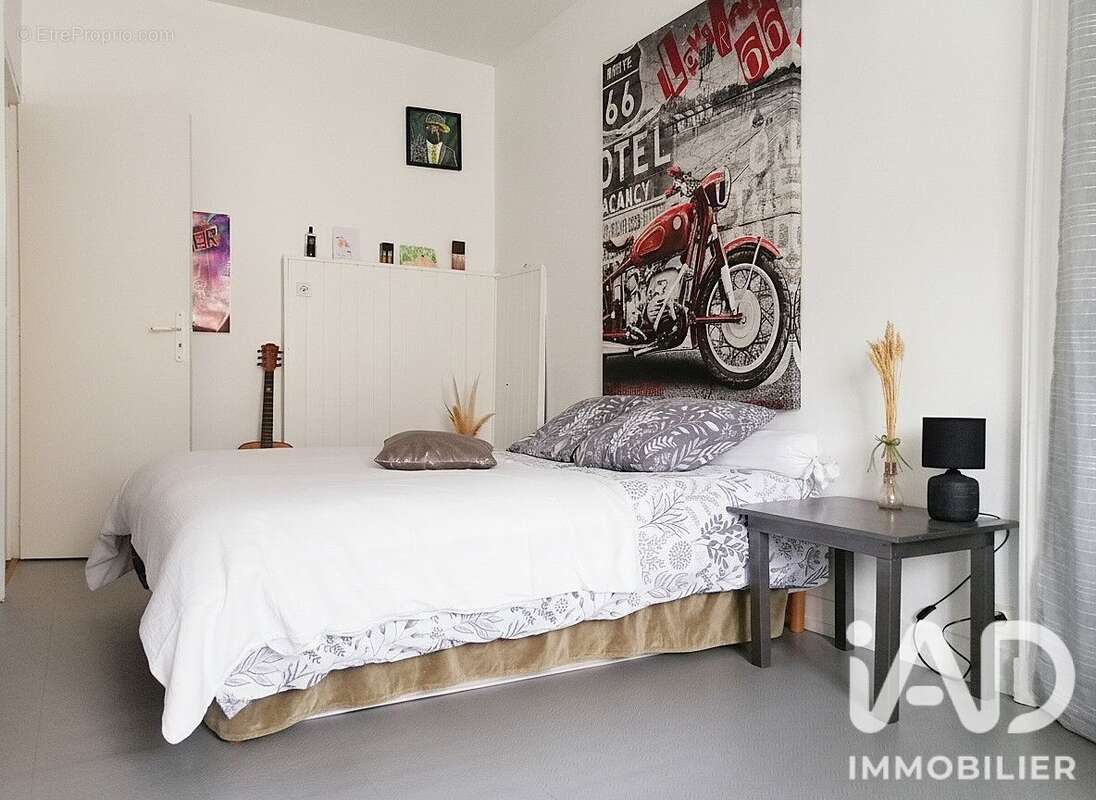 Maison 170 m² à Ambrieres-Les-Vallees  - photo 9