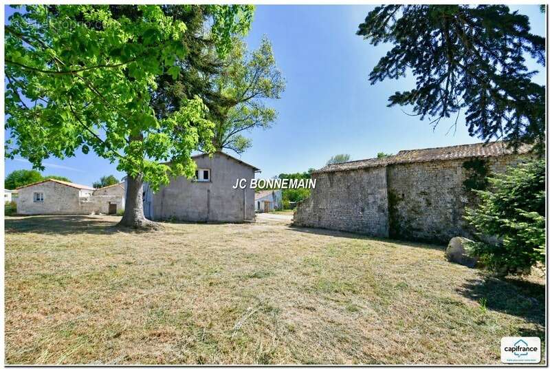 Maison à CHERMIGNAC