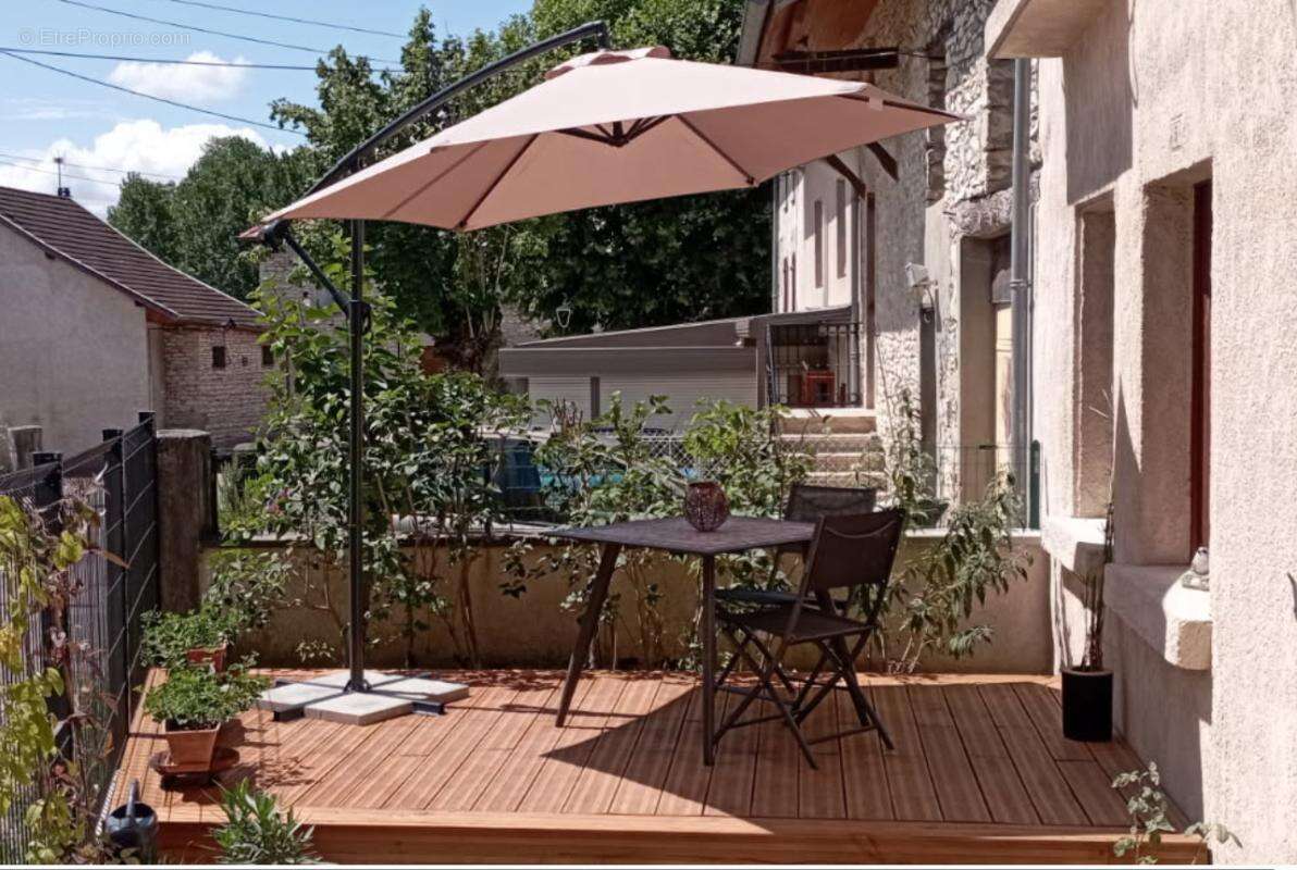 Maison Soleymieu 3 pièce(s) 95 m2 - photo 2