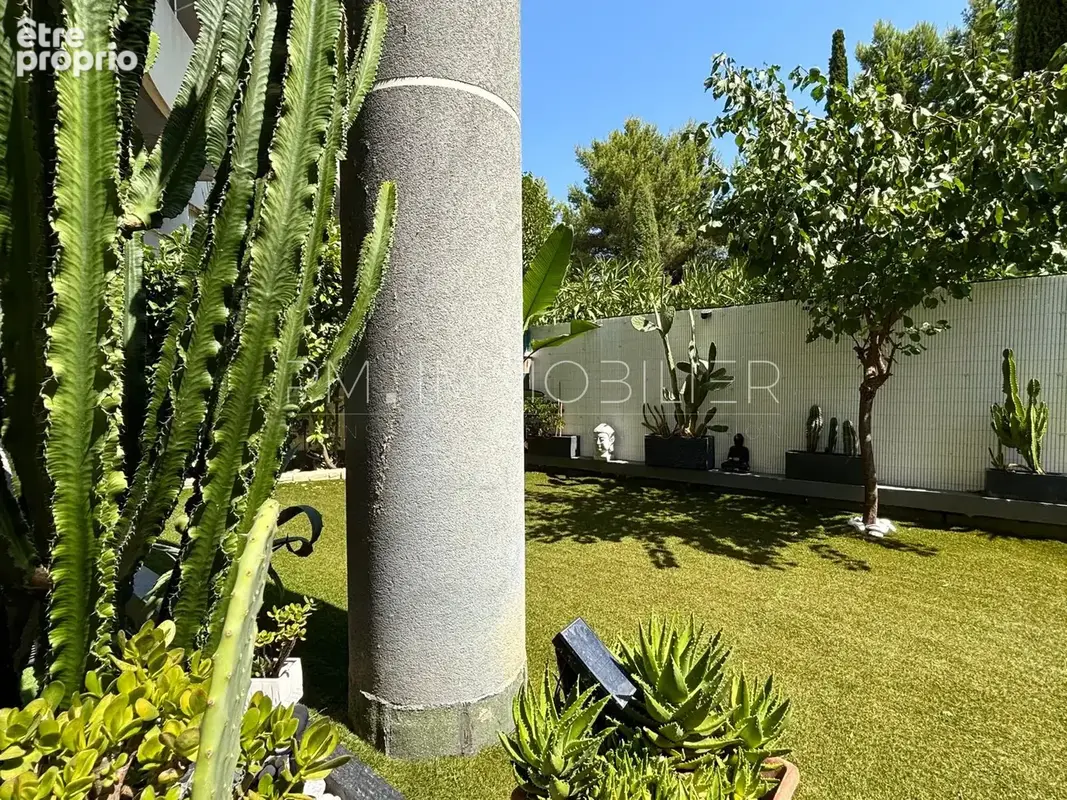 Appartement en rez-de-jardin (secteur Mazargues-13009 Marseille) - photo 2