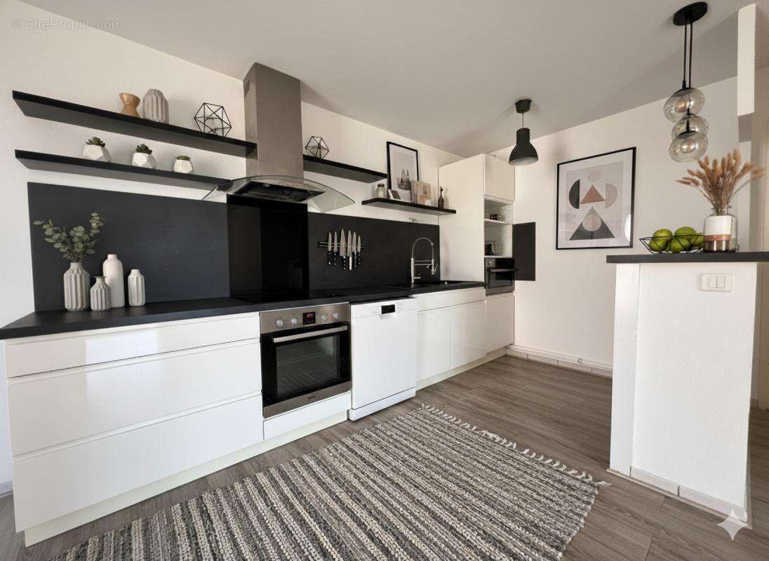 Appartement à CASTELGINEST