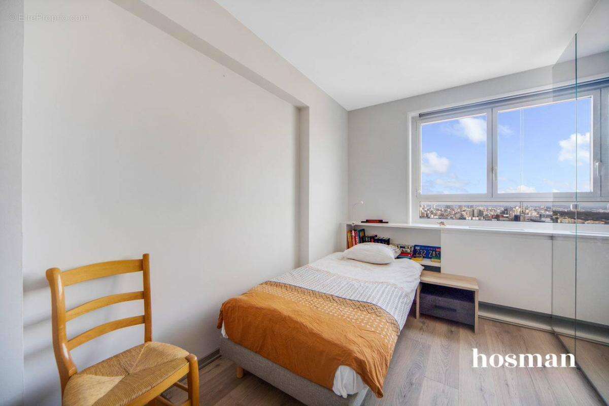 Appartement à PARIS-19E