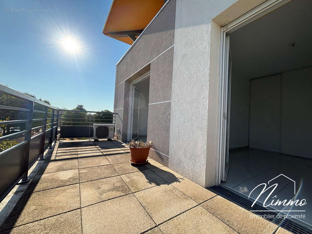 Exclusivite nimes franciscaine appartement t3 dernier etage garage terrasse climatisation ascenseur - photo 14