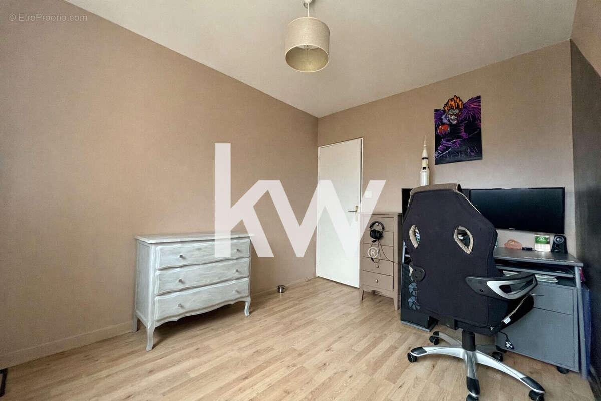 Appartement à SAINT-GENIS-LAVAL