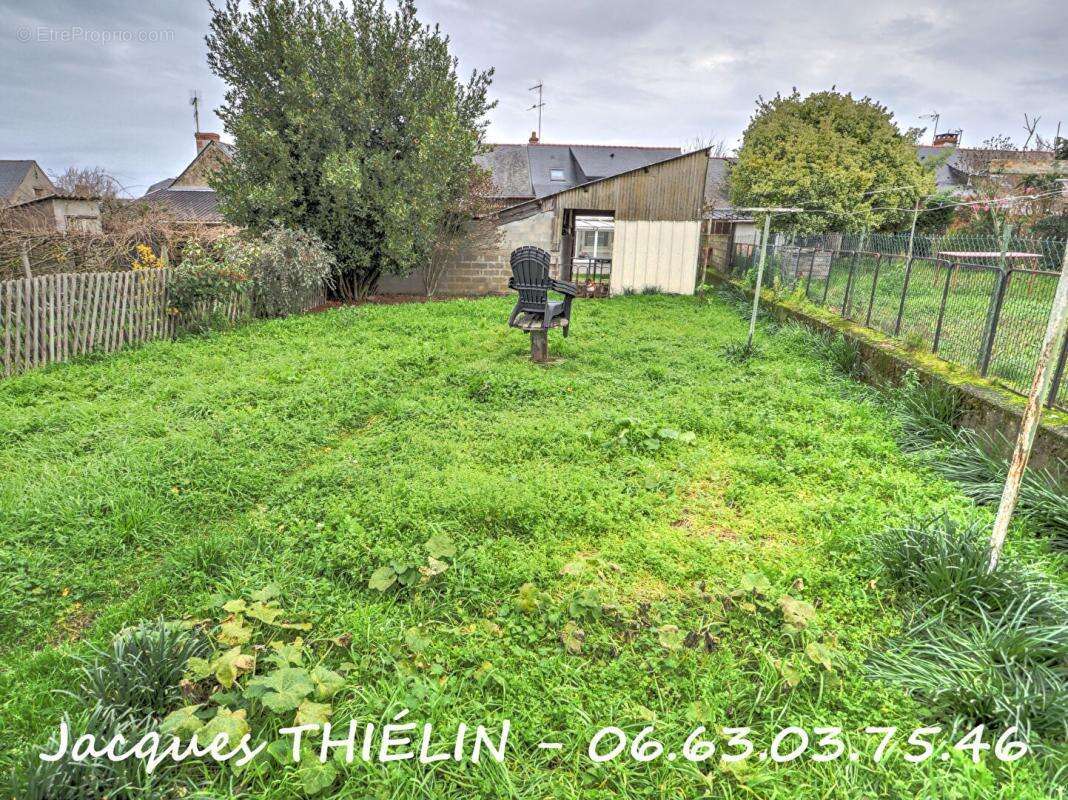 Maison à LONGUE-JUMELLES