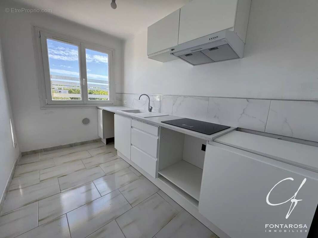 Appartement à FREJUS