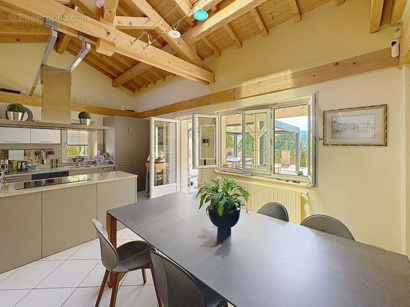 Maison à ARTHAZ-PONT-NOTRE-DAME