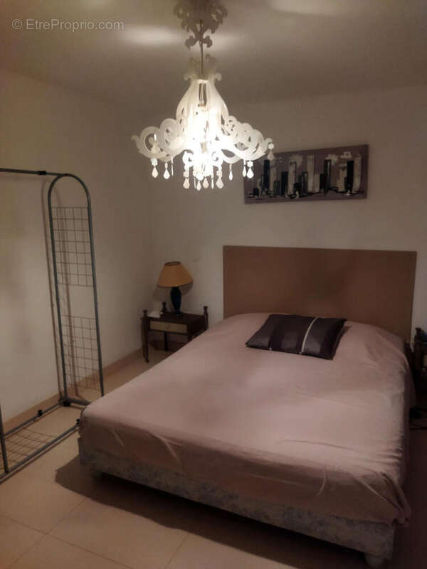 ch rdj - Maison à CASTELNAU-MONTRATIER