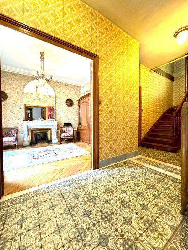 Maison à VILLEURBANNE