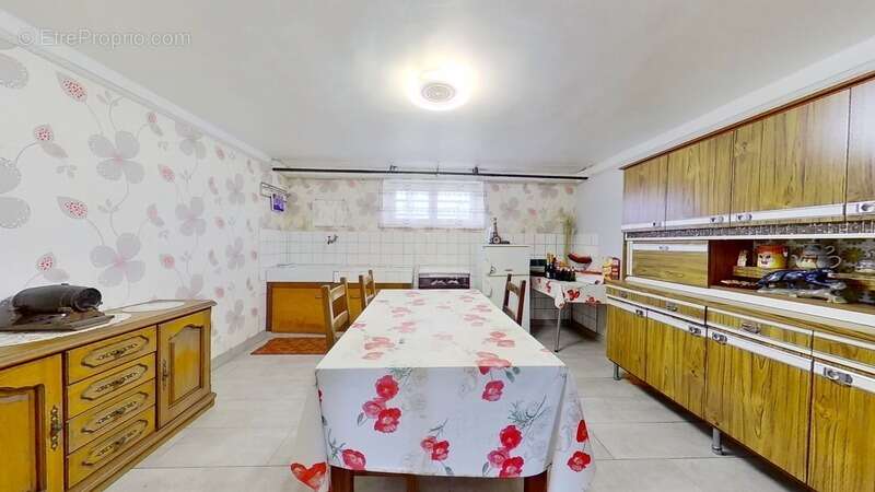 Maison individuelle de 186m² , 6 chambres, 2 garages, grand jardin - photo 20