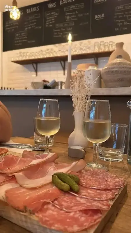 Bien immobilier à vendre à Paris-9e (75009) - photo 1