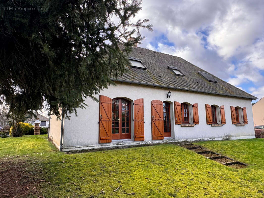 Maison à THORIGNY-SUR-MARNE