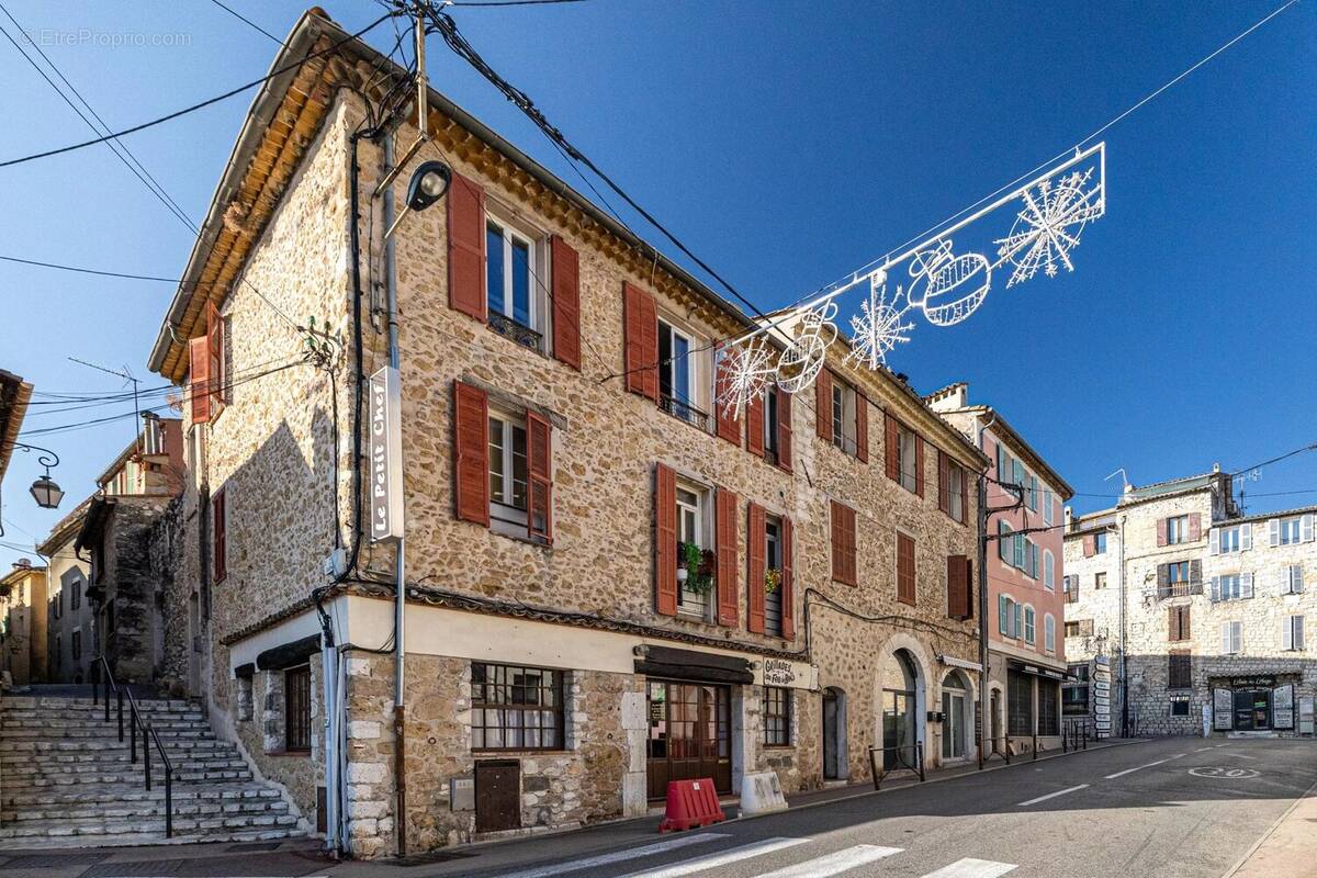 Appartement à VENCE