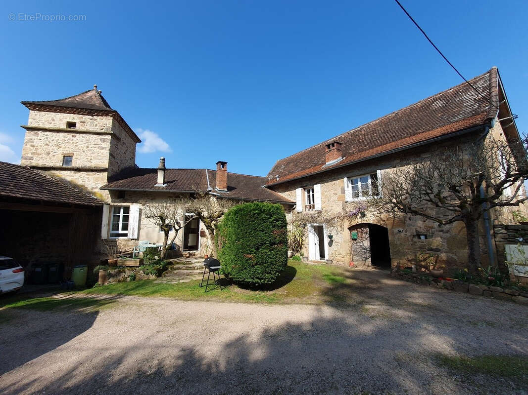 Maison à CAPDENAC-GARE