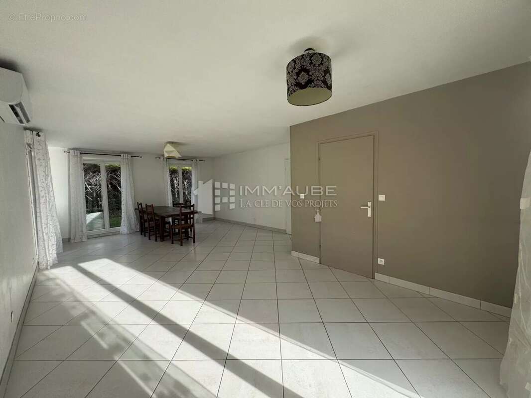 Maison à NOGENT-SUR-SEINE