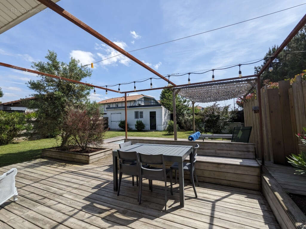 Maison à BENESSE-MAREMNE
